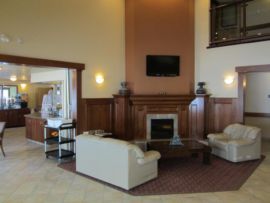 Super 8 By Wyndham Fort Nelson Bc Kültér fotó